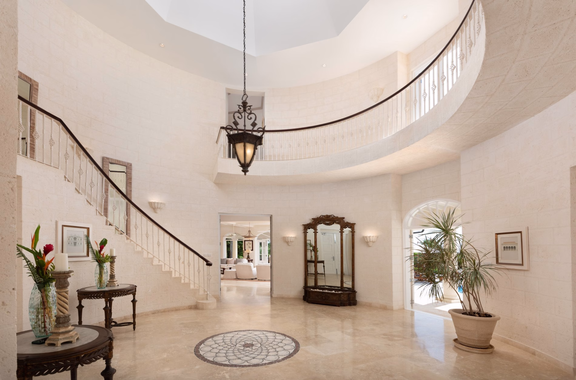 Villa St. Lucy