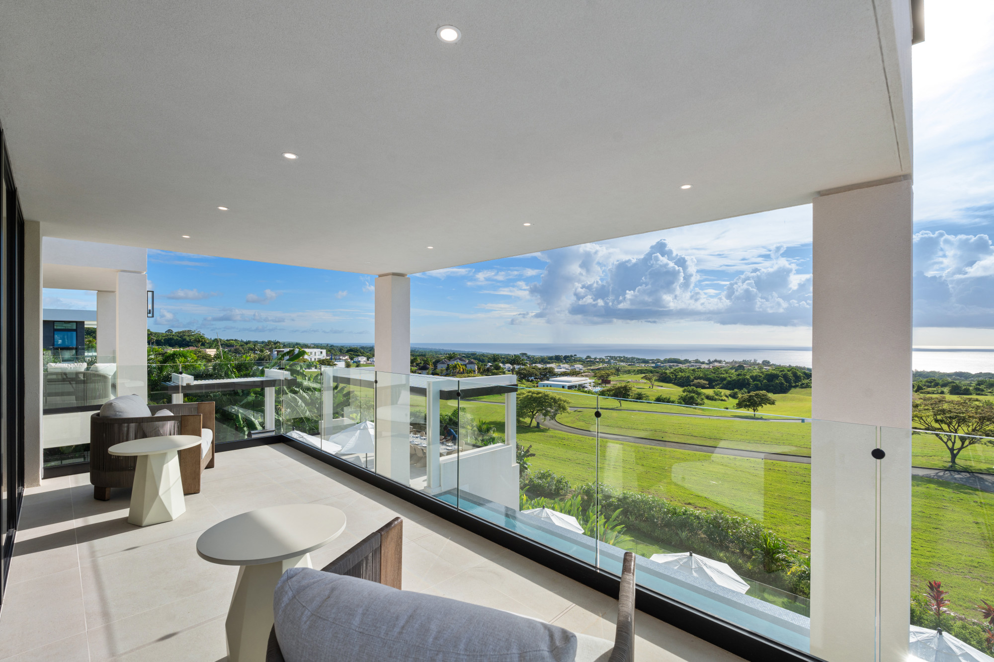 Above the Clouds, Apes Hill