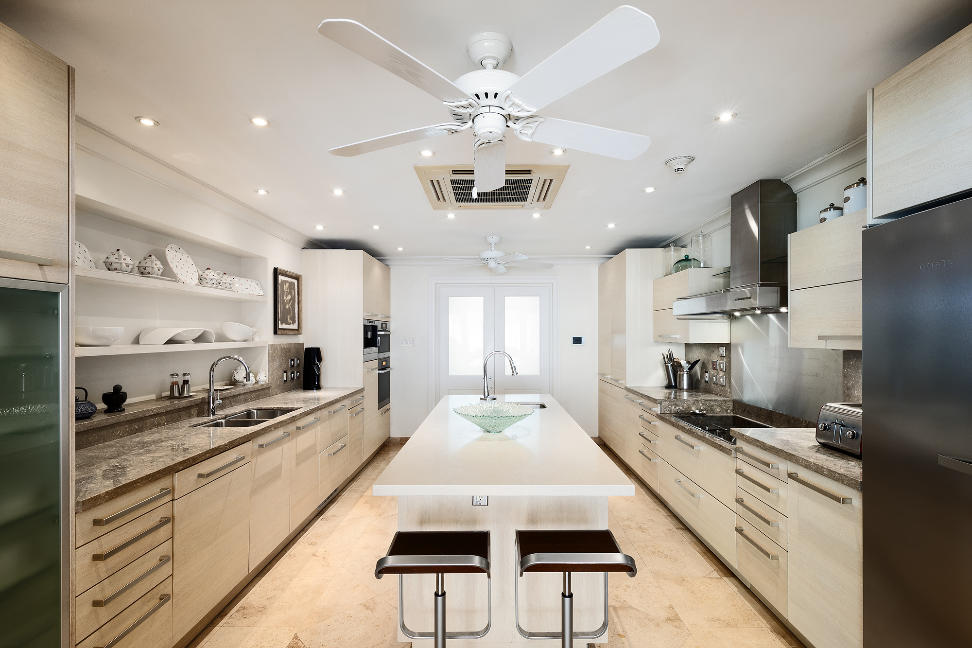 Sandy Cove 501, Penthouse