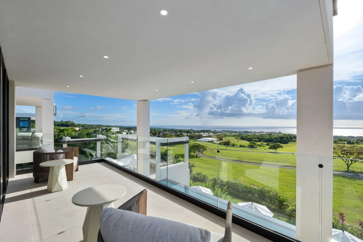 Above the Clouds, Apes Hill
