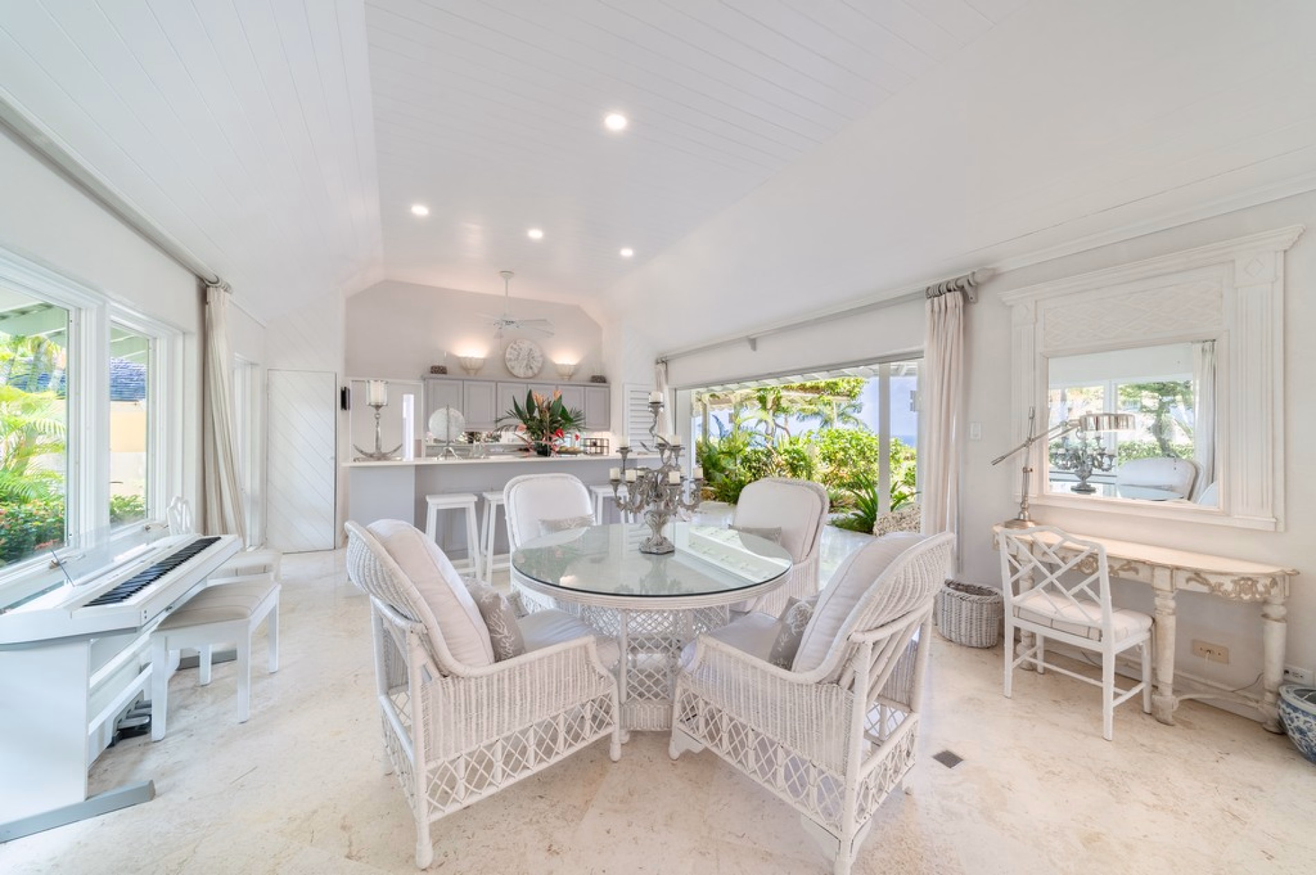 Point of View, Sandy Lane