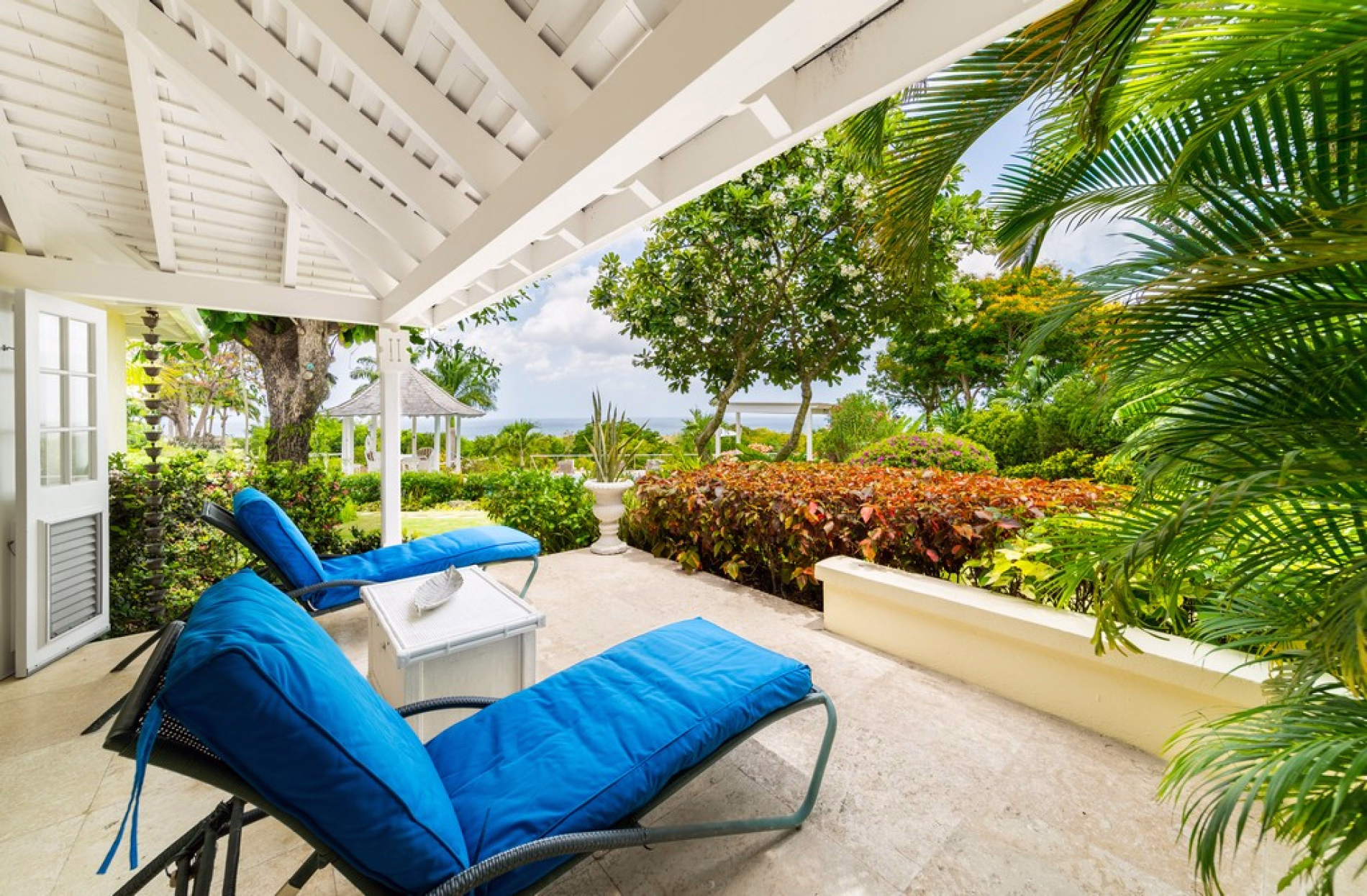 Point of View, Sandy Lane