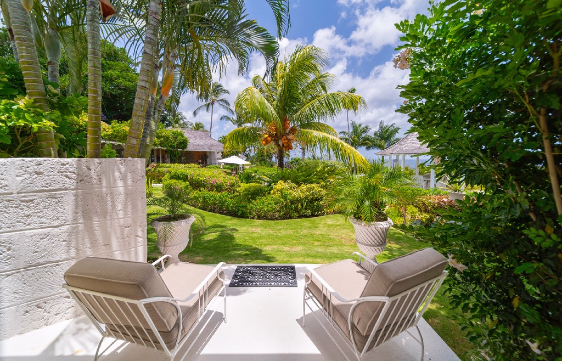Point of View, Sandy Lane