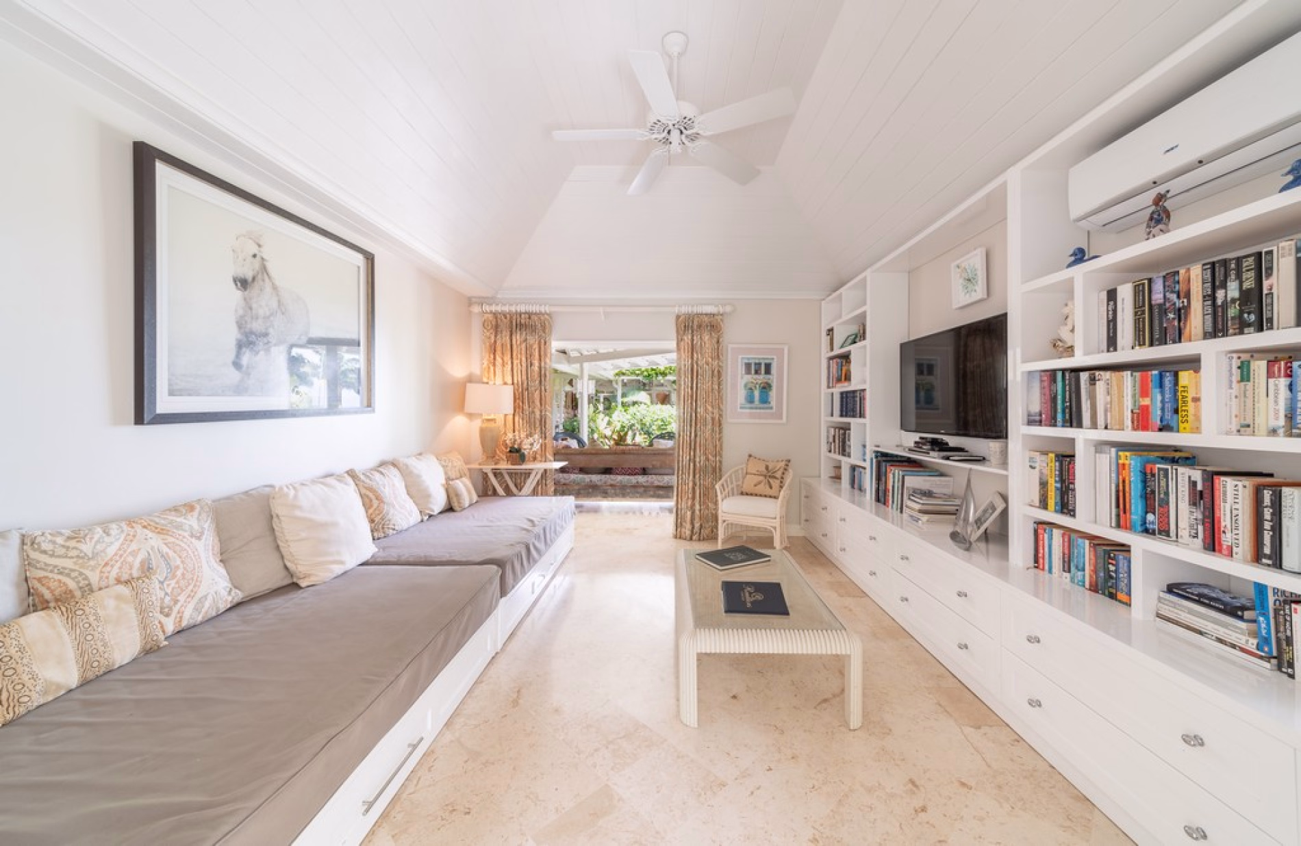 Point of View, Sandy Lane